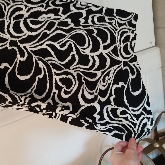 LOFT Keyhole jumpsuit - Picture 7 of 10